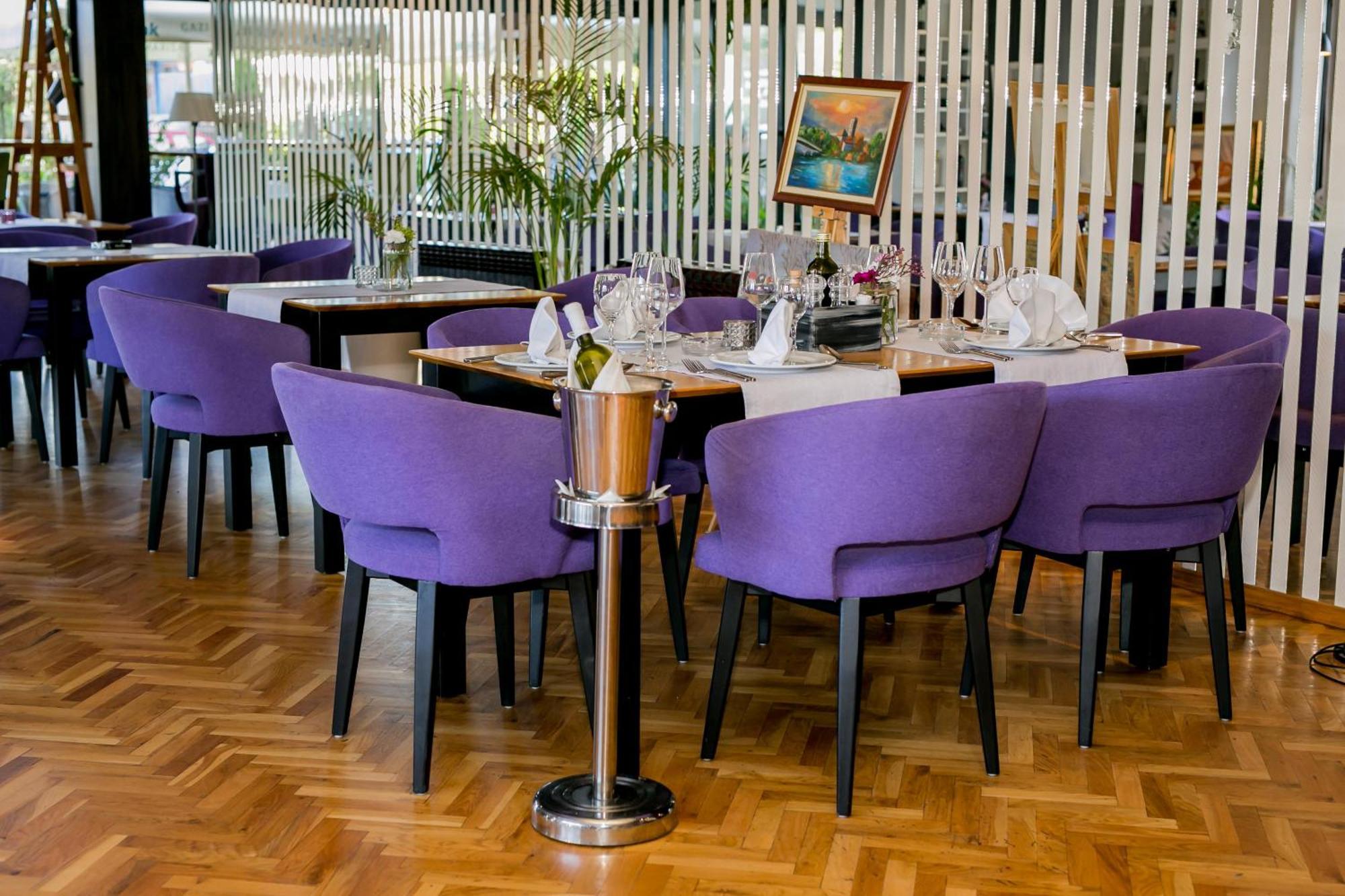 Hotel Emporium Bihać Exterior foto